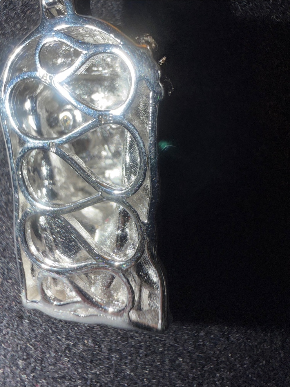Jesus sterling silver 0.16 moissanite pendant - Picture 7 of 9
